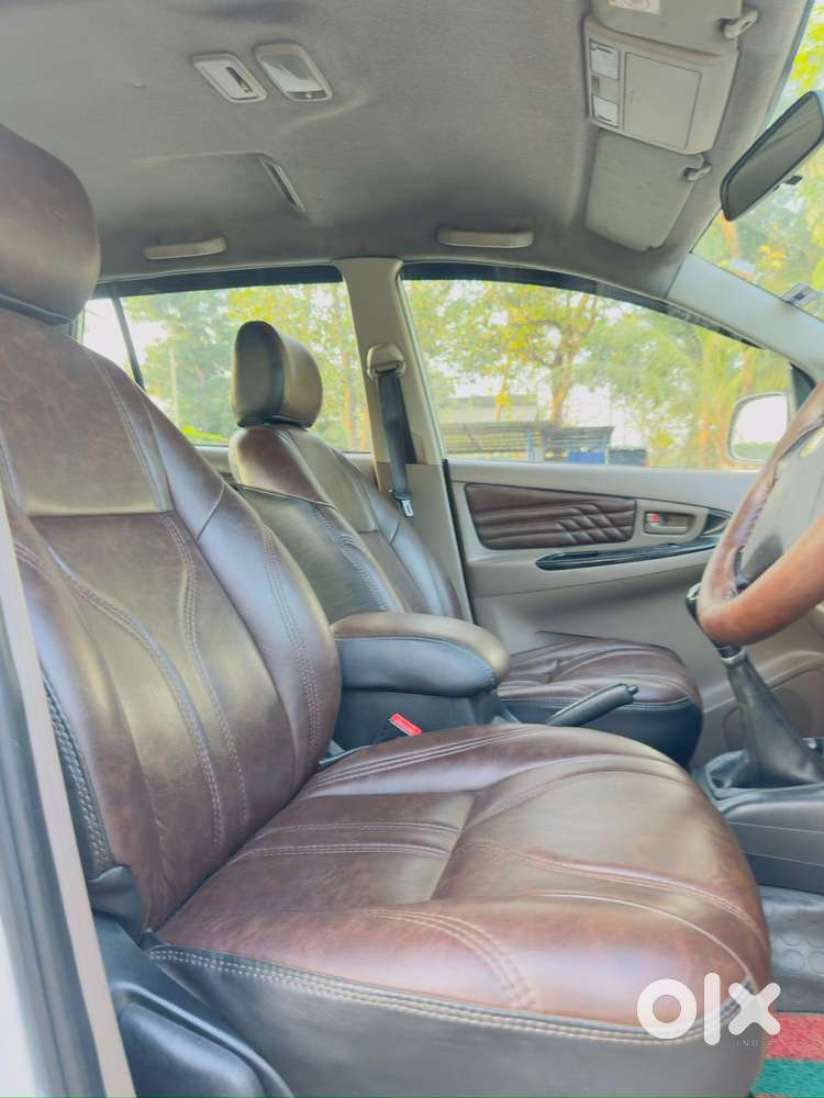 Toyota Innova 2.5 Gx (diesel) 7 Seater, 2016, Diesel