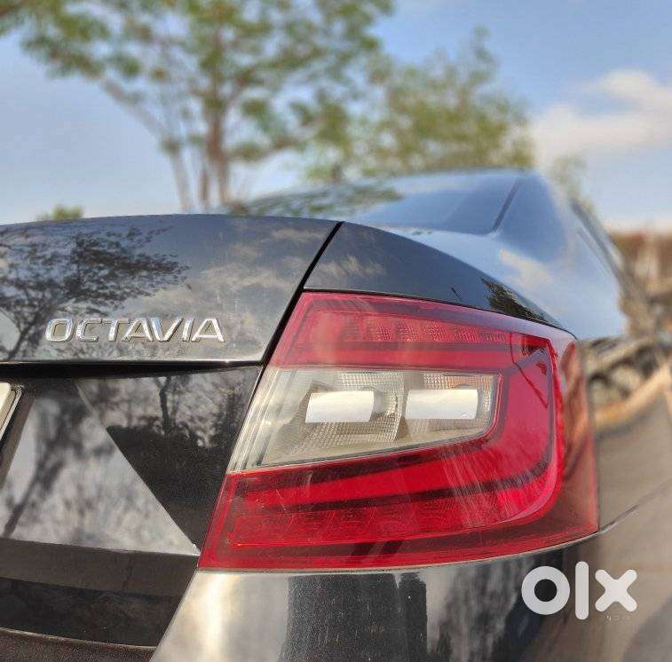 Skoda Octavia [2014-2017] 2.0 L&k Tdi At, 2017, Diesel