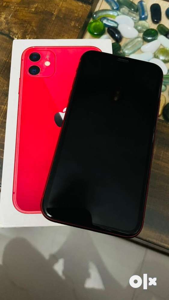 iPhone 11 128gb Product RED mint condition - मोबाइल फोन