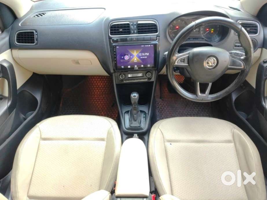 Skoda Rapid 1.6 Mpi At Style, 2017, Petrol