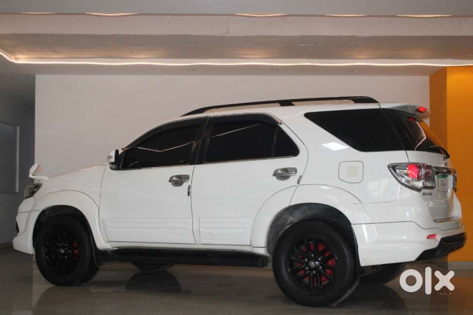 Toyota Fortuner 4x2 At 2.8 Diesel, 2016, Diesel