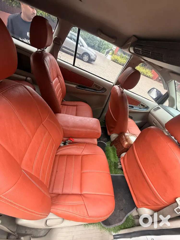 Toyota Innova 2013