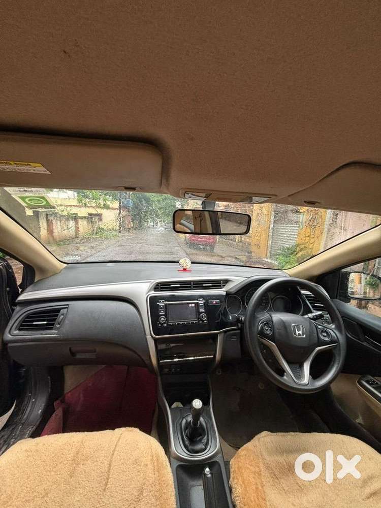 Honda City Zx 2017 Petrol Well Maintained