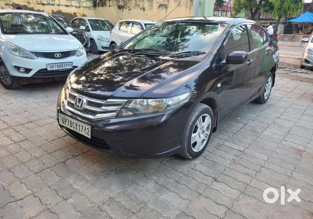 Honda City I Vtec E, 2013, Petrol