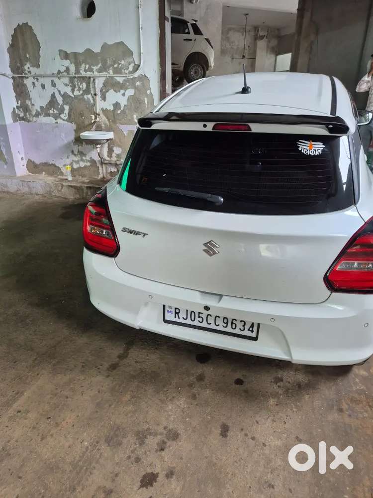 Maruti Suzuki Swift 2024 Petrol 70000 Km Driven