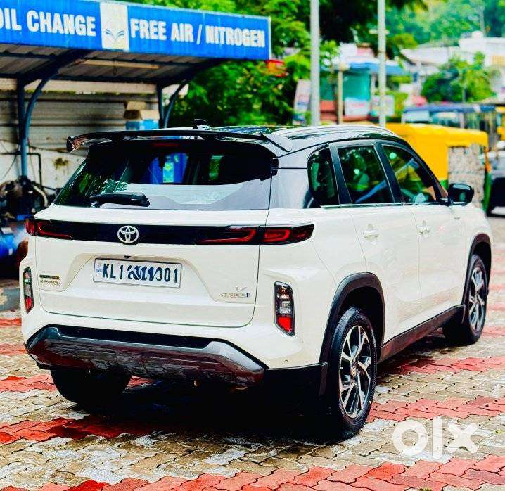 Toyota Urban Cruiser Hyryder 1.5 V Hybrid, 2022, Petrol