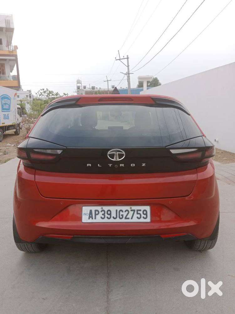 Tata Altroz 1.2 Xe, 2021, Petrol