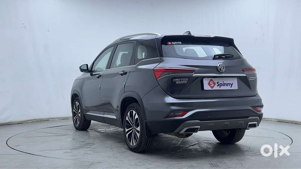 Mg Hector Plus 1.5 Sharp Turbo Cvt 6 Str, 2022, Petrol