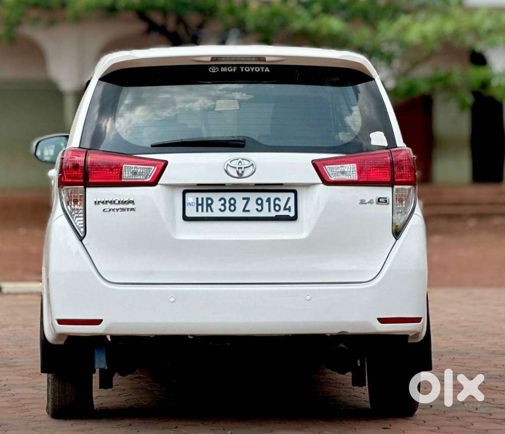 Toyota Innova Crysta 2.4 G Mt 7 Str, 2018, Diesel