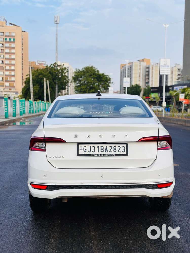 Skoda Slavia Ambition 1.0l Tsi At, 2024, Diesel