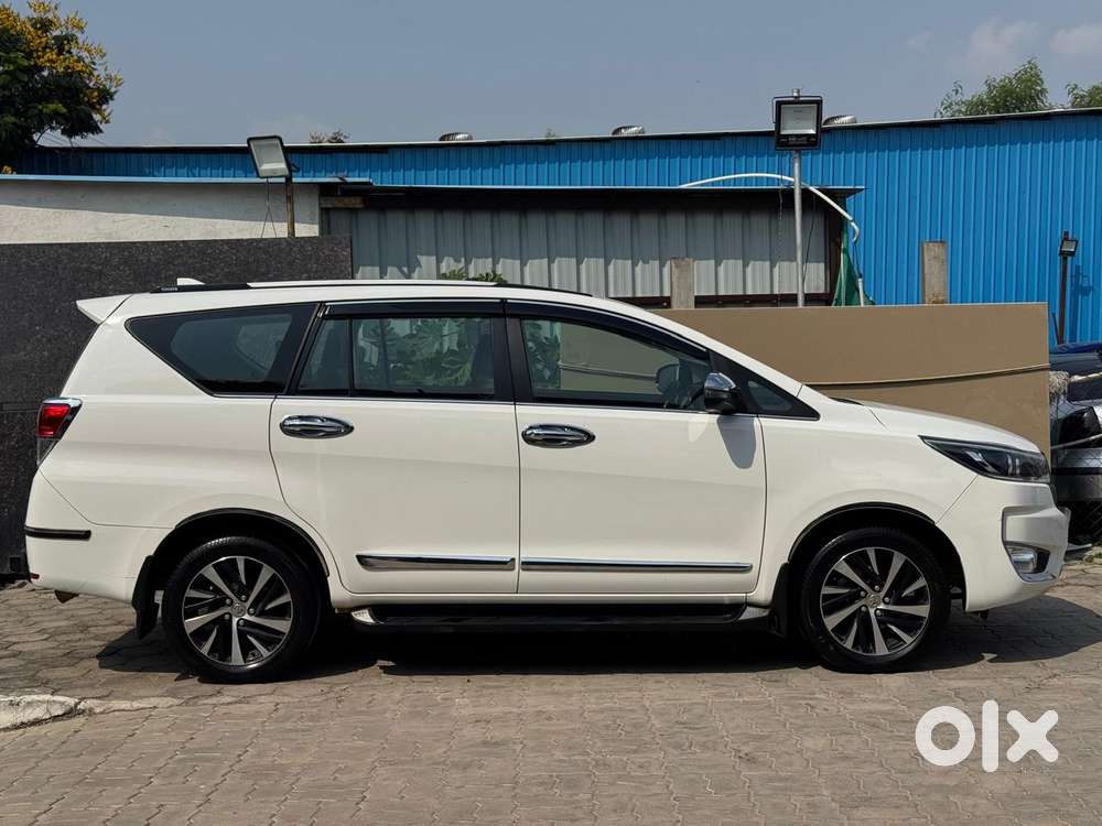 Toyota Innova Crysta 2.4 Z 7 Str, 2023, Diesel