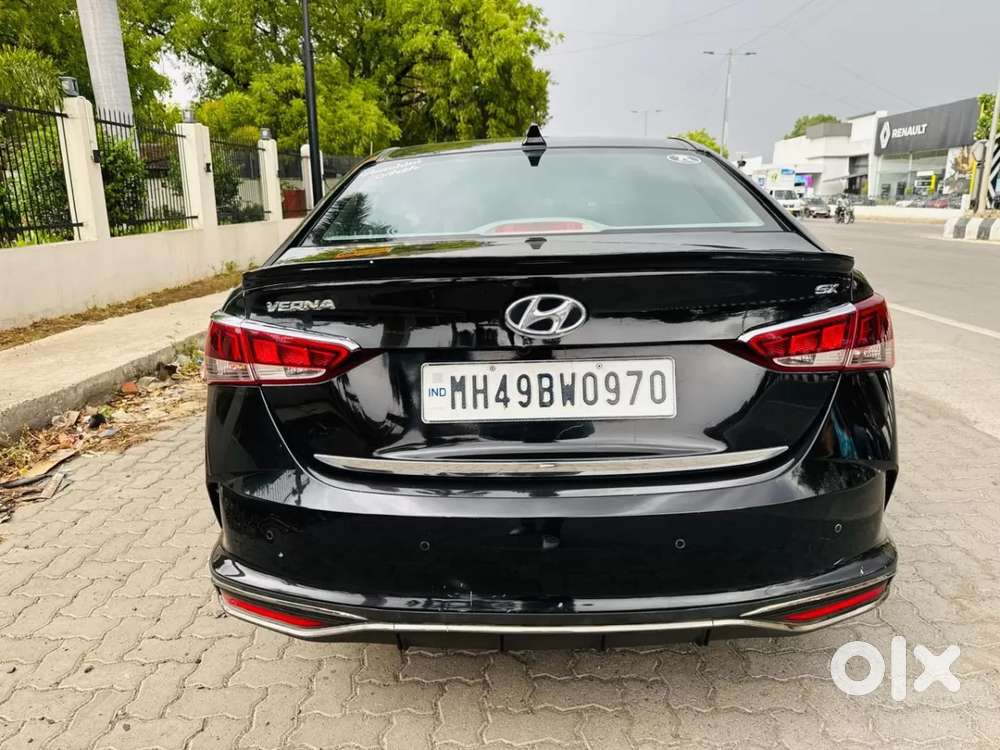Hyundai Verna 1.5 Sx (o) Vtvt Ivt, 2022, Petrol