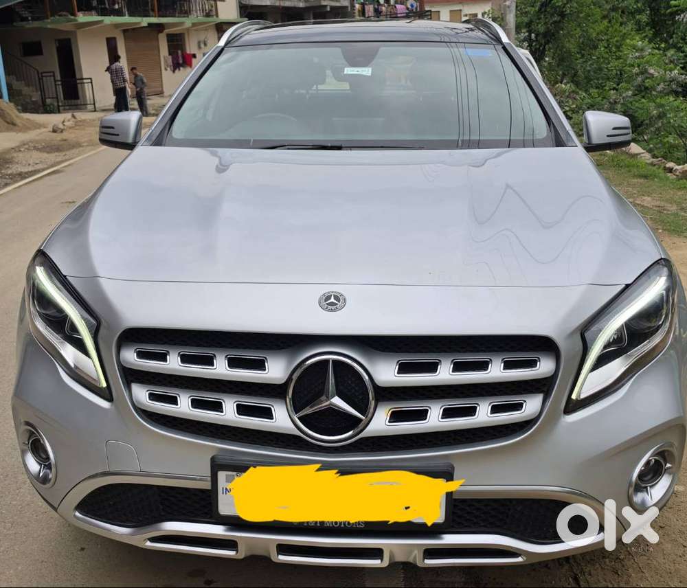 Mercedes Benz Gla 200 Silver Colour Model 2019 October.