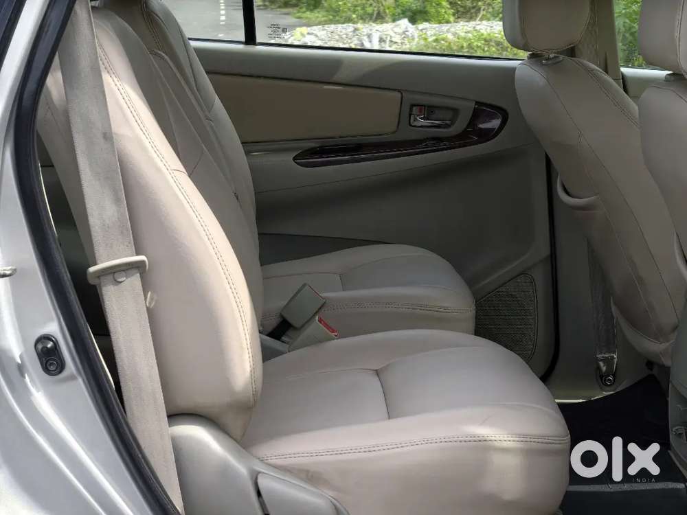 Toyota Innova Diesel 2014