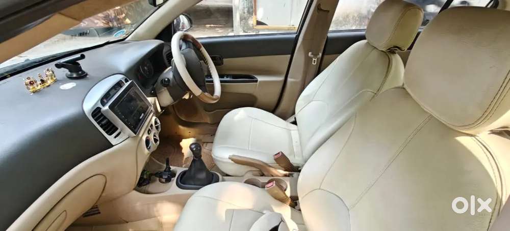 Hyundai Verna 2010 Petrol 75000 Km Driven