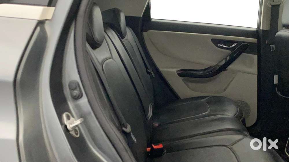 Tata Nexon 1.2 Revotron Xz Plus (s), 2023, Petrol