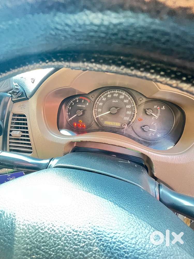 Toyota Innova Diesel 2015