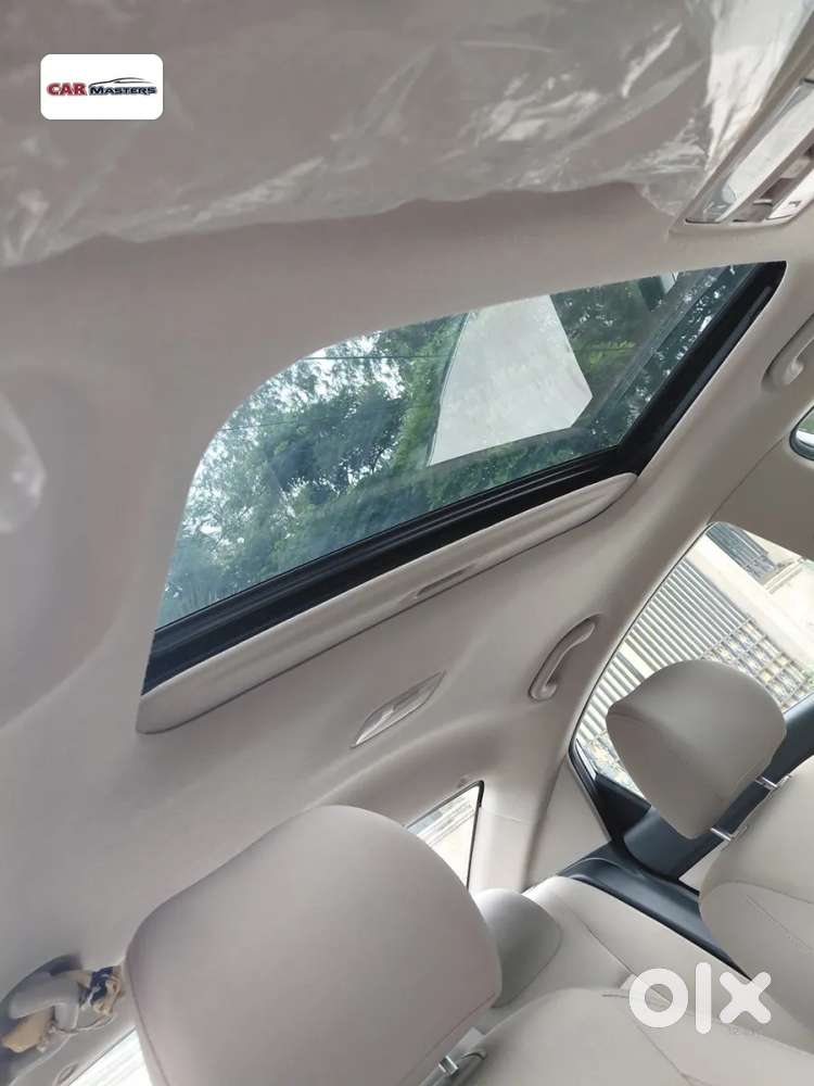 Hyundai Verna 1.5 Sx (o) Vtvt Ivt, 2023, Petrol
