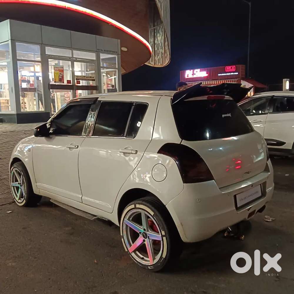 Maruti Suzuki Swift 2011