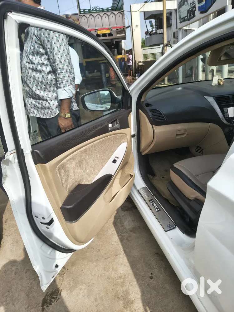 Hyundai Verna 1.6 Crdi 2011