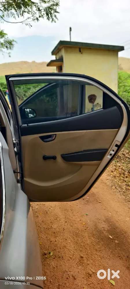 Hyundai Eon 2016 Petrol 70000 Km Driven