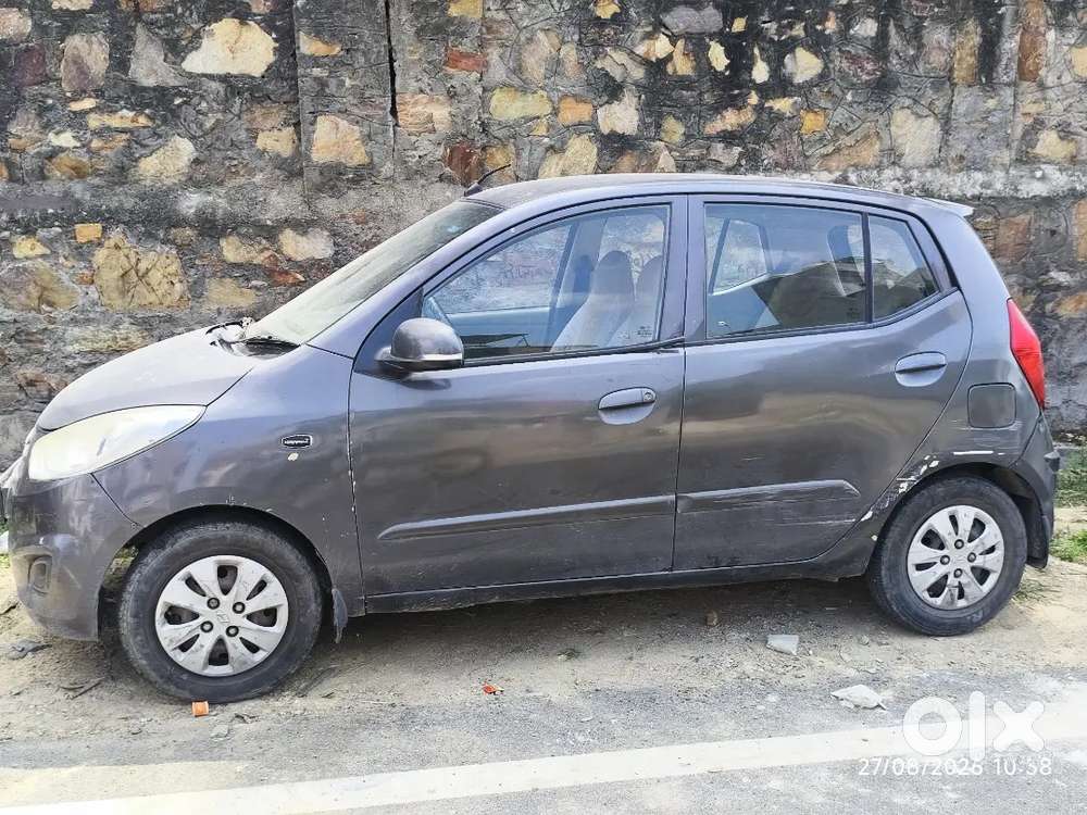 Hyundai I10 Sportz 2012