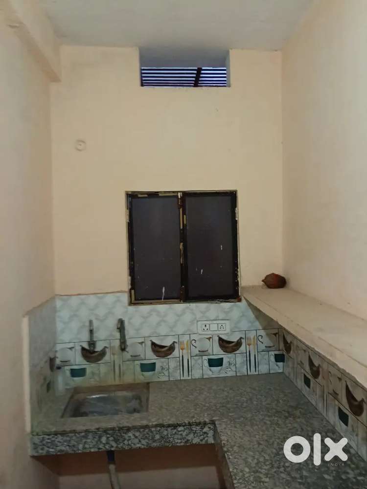 Mahewa room rent dandi