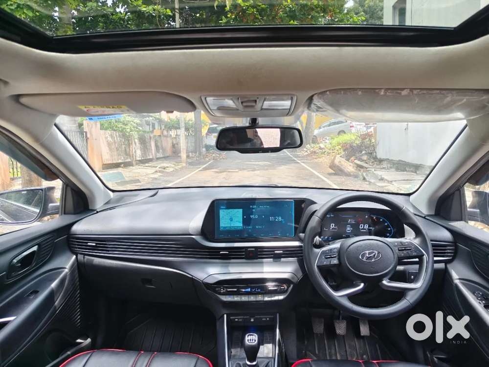 Hyundai I20 Asta (o) 1.2 Mt, 2022, Petrol