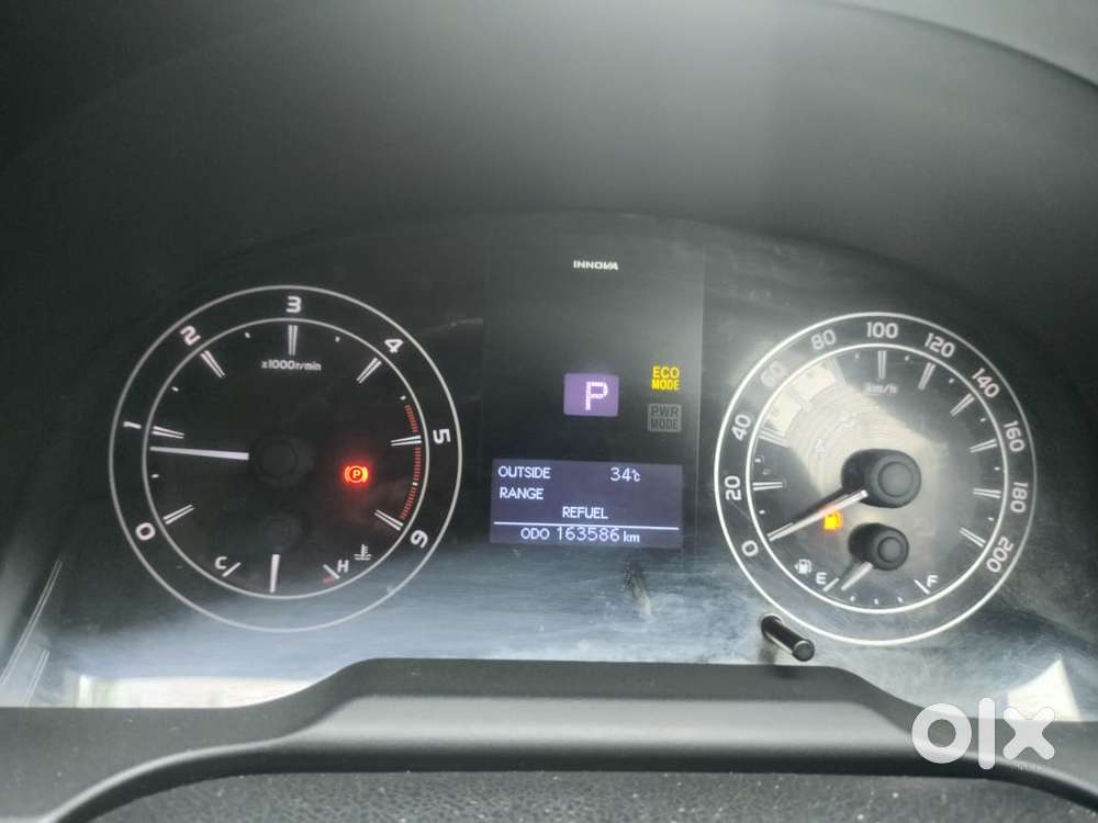 Toyota Innova Crysta 2.8 Gx At 8s, 2016, Diesel