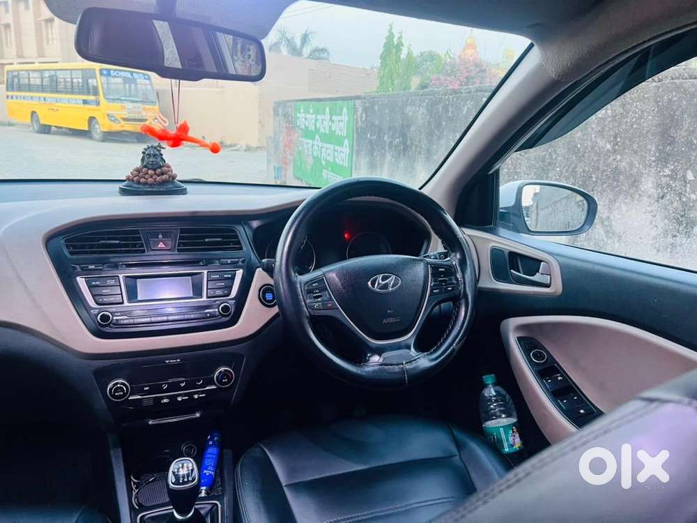 Hyundai Elite I20 2015 Diesel 70000 Km Driven