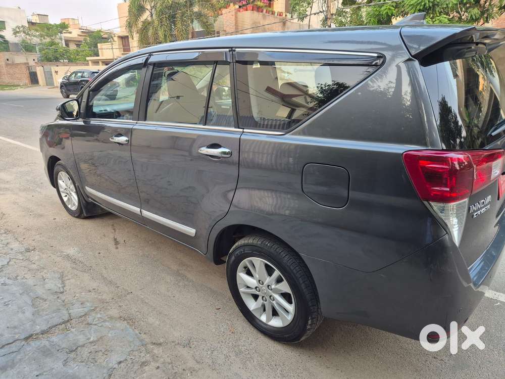 Toyota Innova Crysta [2020-ongoing] 2.4 Gx 8 Str, 2020, Diesel