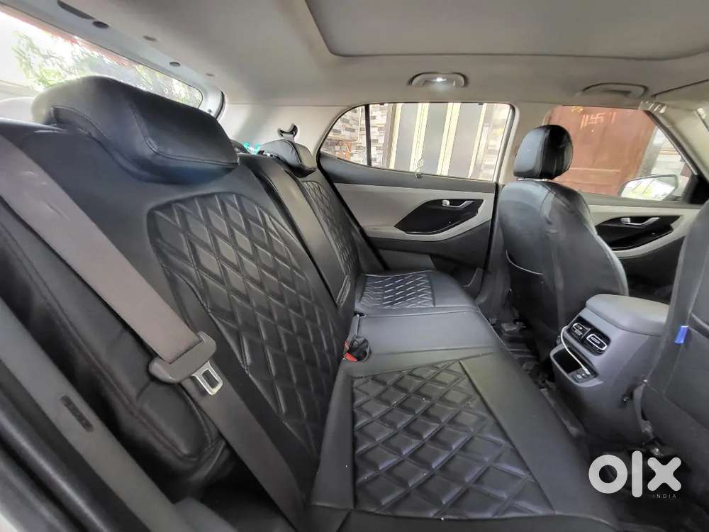 Sx Model With Panroamic Sunroof