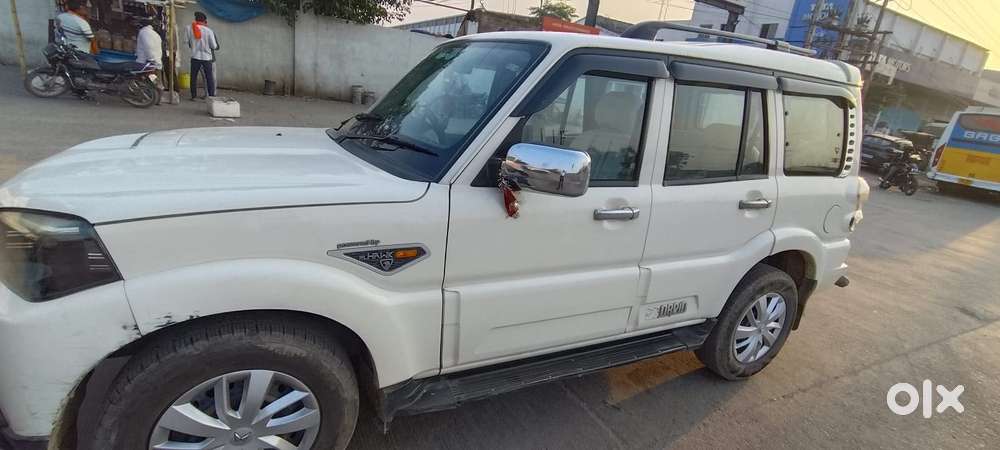 Mahindra Scorpio S6 Plus 8 Seater, 1917, Diesel
