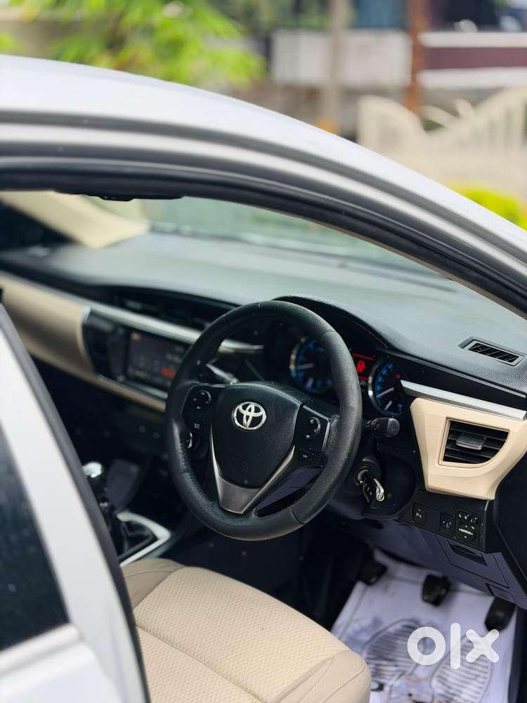 Toyota Corolla Altis 2013-2017 D-4d G, 2014, Diesel