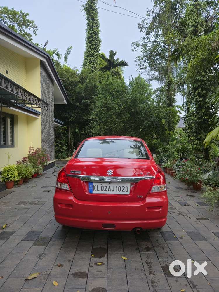 Swift Dzire Petrol 2011