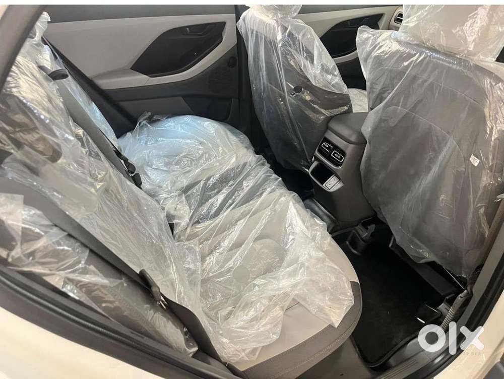 Hyundai Creta Facelift 2024 Diesel 11800 Km Driven