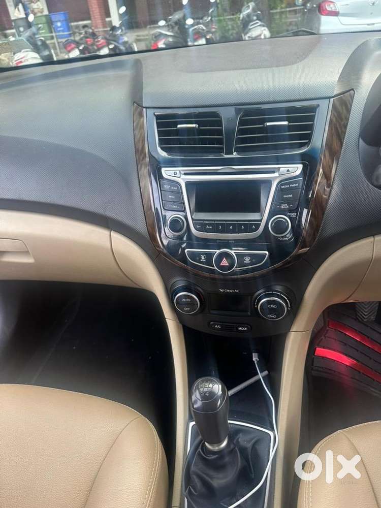 Hyundai Verna 2015 Petrol 33542 Km Driven