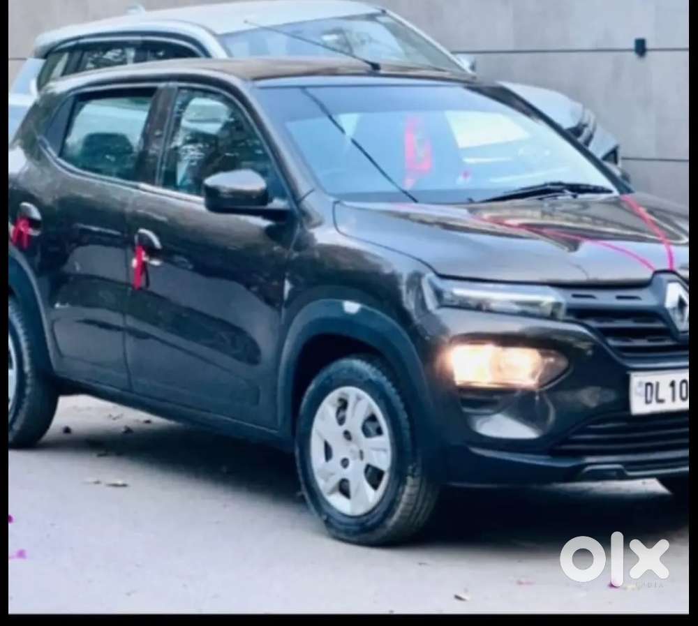 Kwid Automatic/power Windows/stero/leather Seats/full Serviced Car.