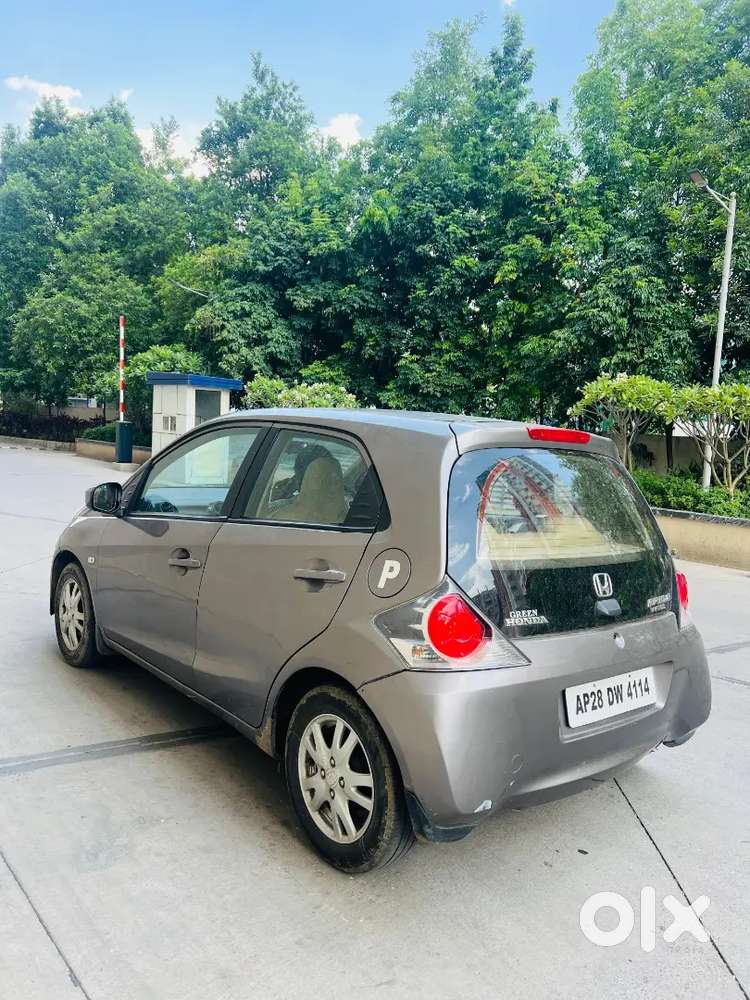 Honda Brio 2014 Petrol Well Maintained
