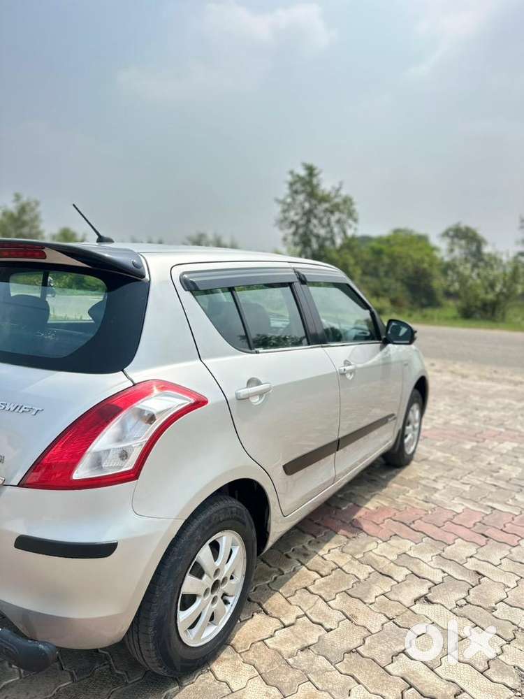 Maruti Suzuki Swift 2012
