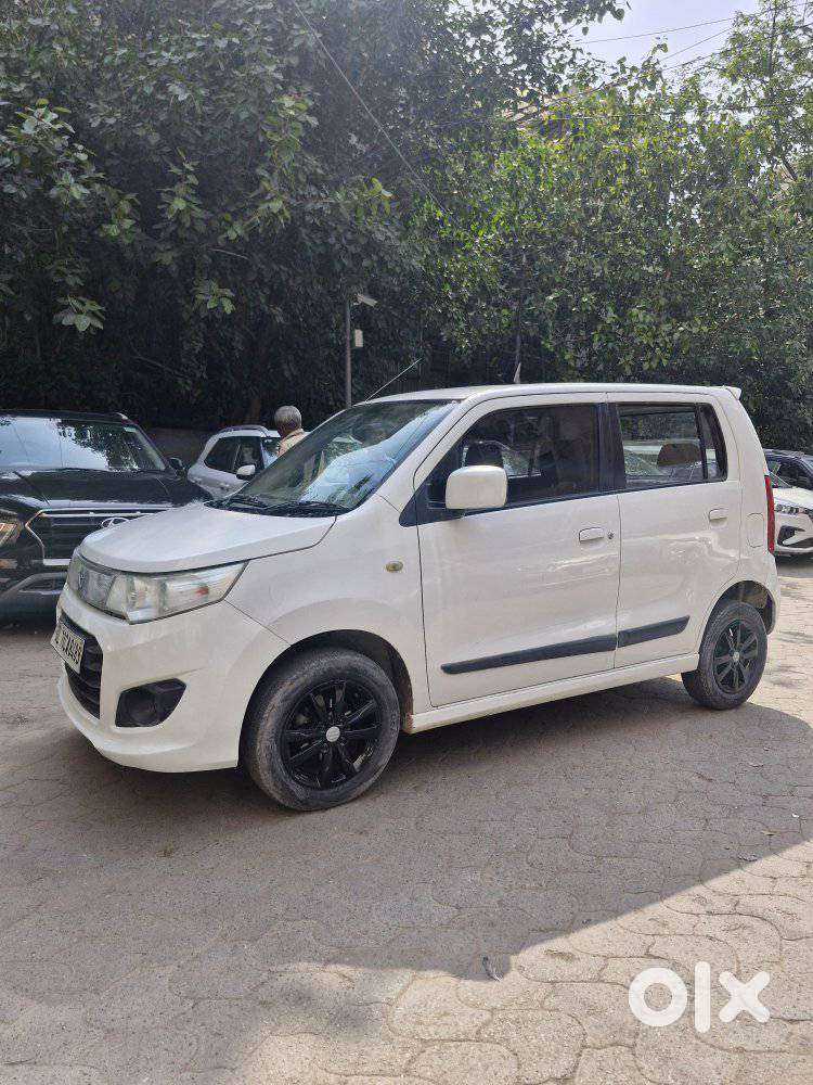 Maruti Suzuki Wagon R Stingray 1.0 Vxi Plus, 2014, Petrol