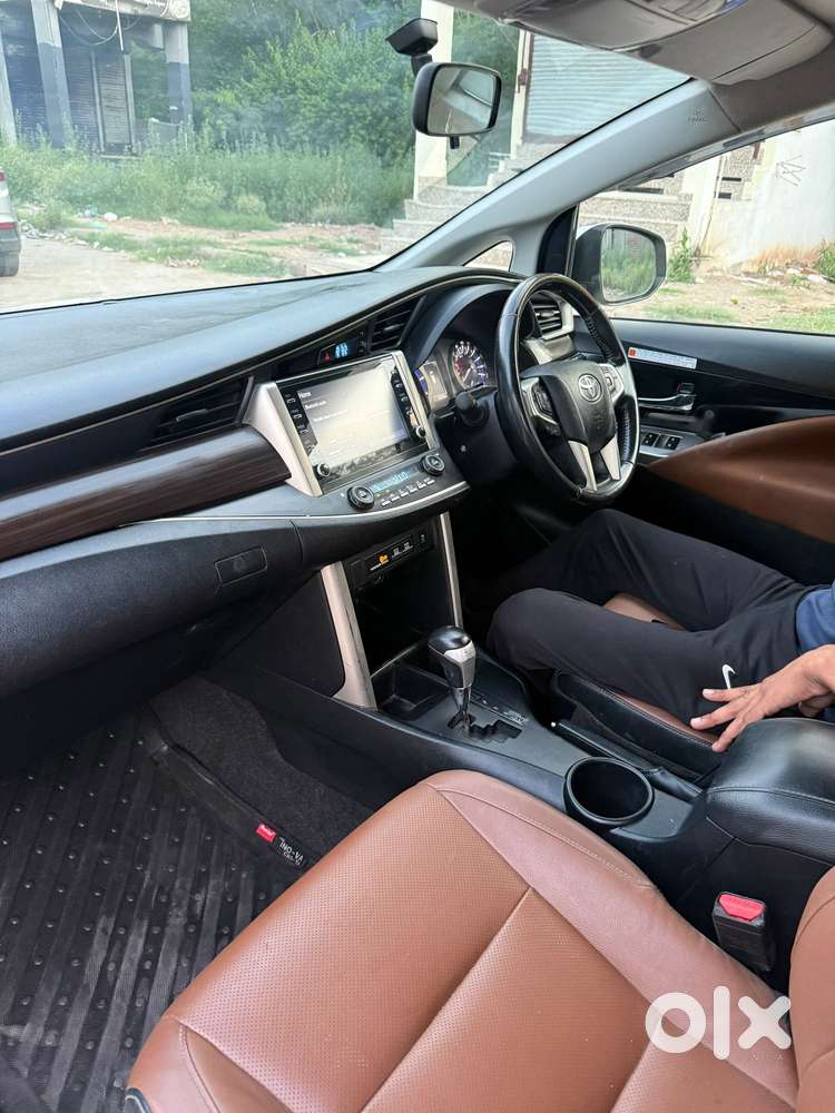 Toyota Innova Crysta [2020-ongoing] 2.4 Zx 7 Str, 2021, Diesel