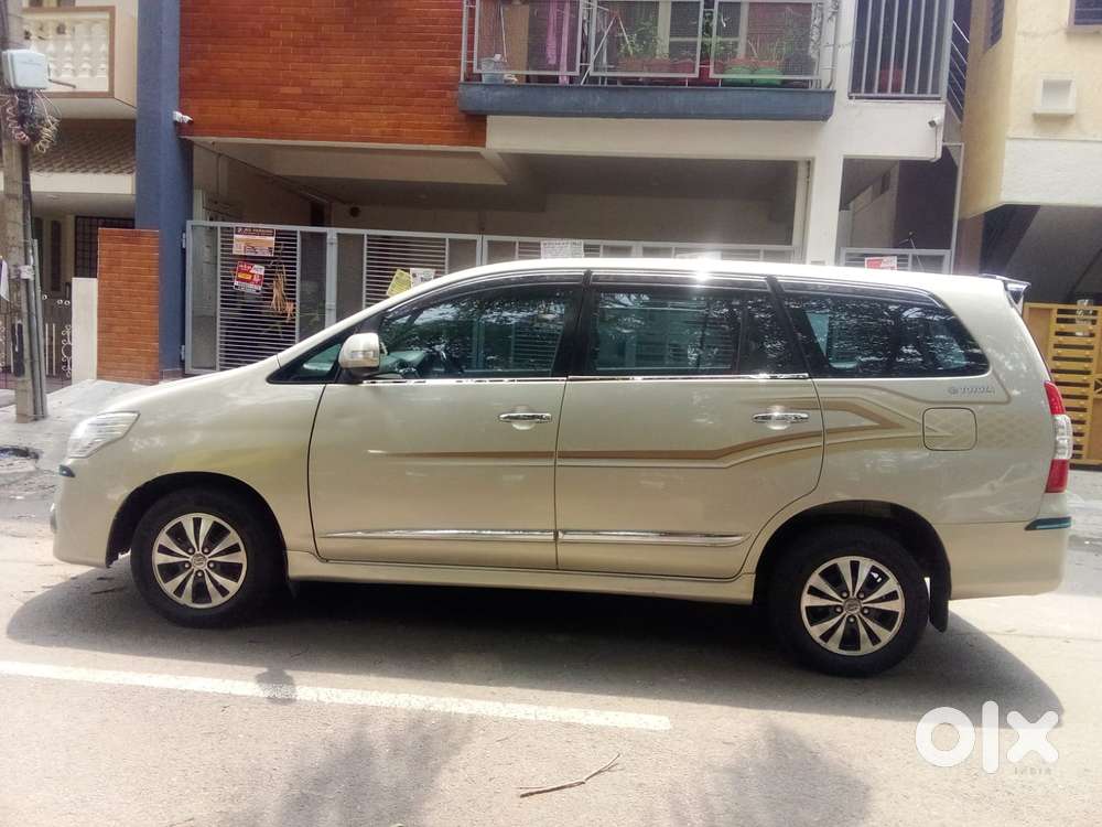 Toyota Innova 2.5 Vx 7 Str Bs-iii, 2015, Diesel