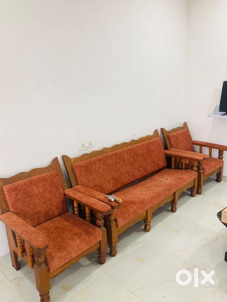 Sofa set, Bed with mattress & Centre Table for sale