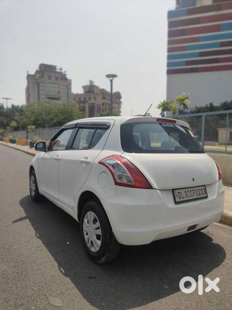 Maruti Suzuki Swift Vxi + Manual, 2015, Cng & Hybrids