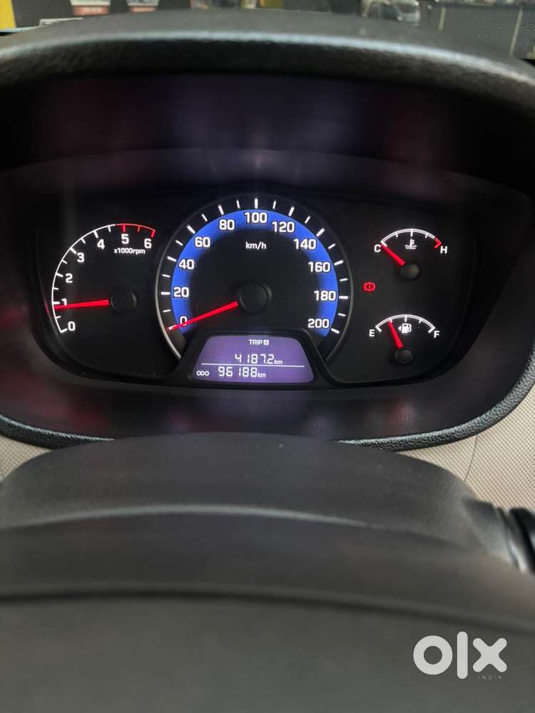 Hyundai Xcent 2014 Diesel 98000 Km Driven