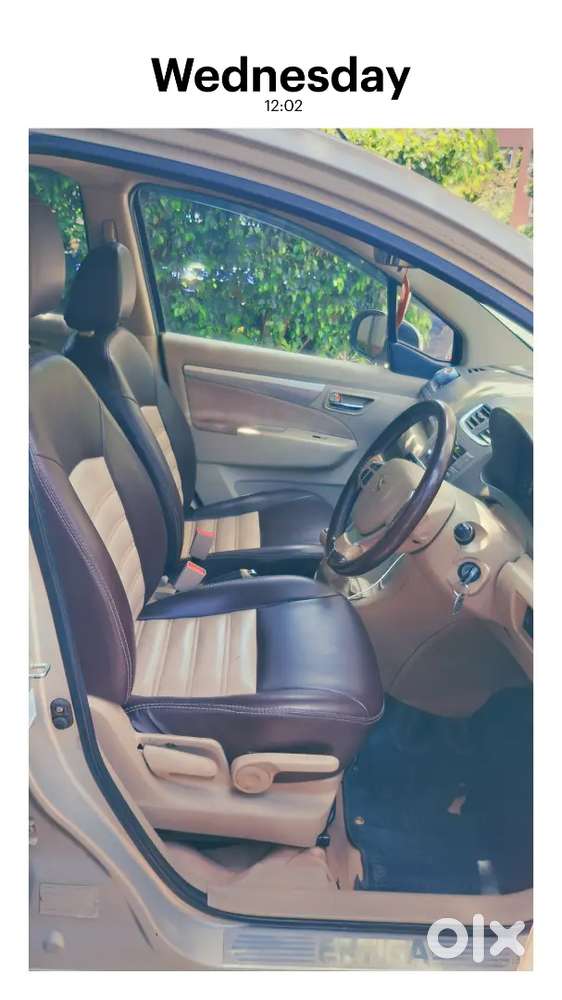 Maruti Suzuki Ertiga ZXI 2015 Petrol 1st Owner in Excellent Condition