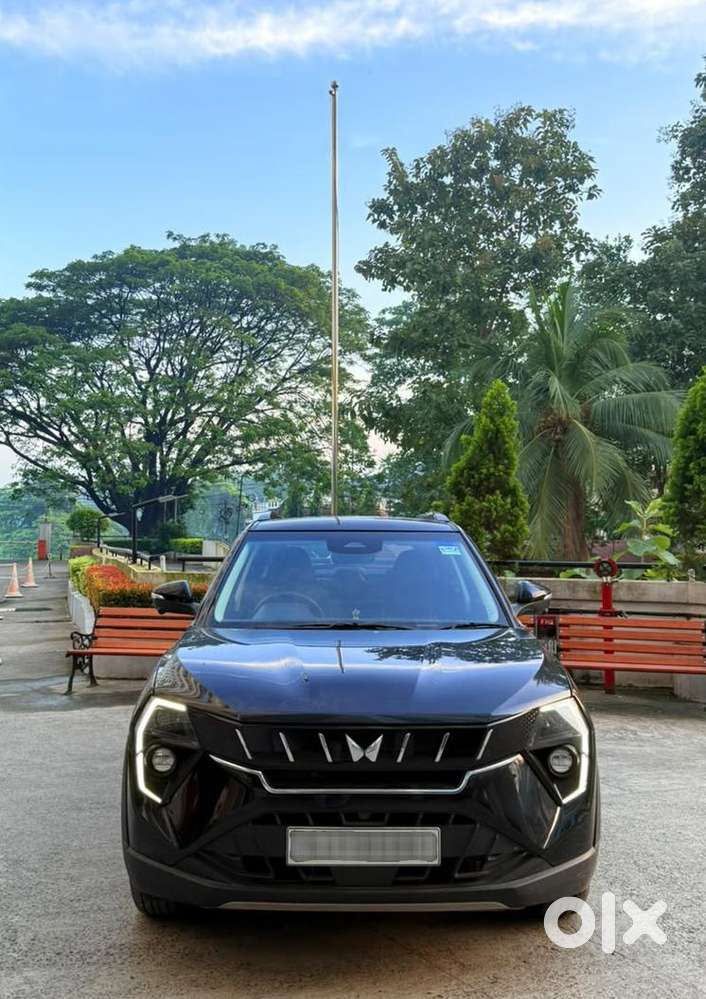 Xuv 3xo Ax5l Luxury Petrol Auto (price Negotiable)