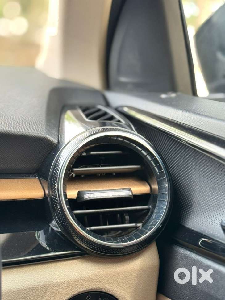 Skoda Slavia 1.0 Tsi Style, 2023, Petrol