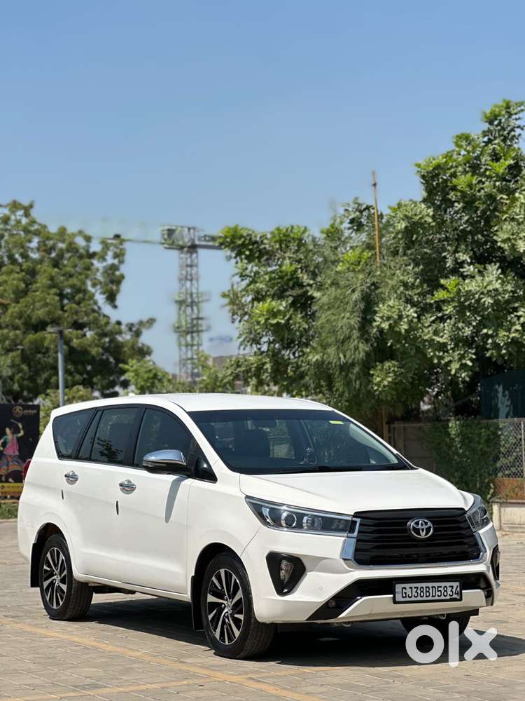 Toyota Innova Crysta [2020-ongoing] 2.4 Zx 7 Str, 2022, Diesel